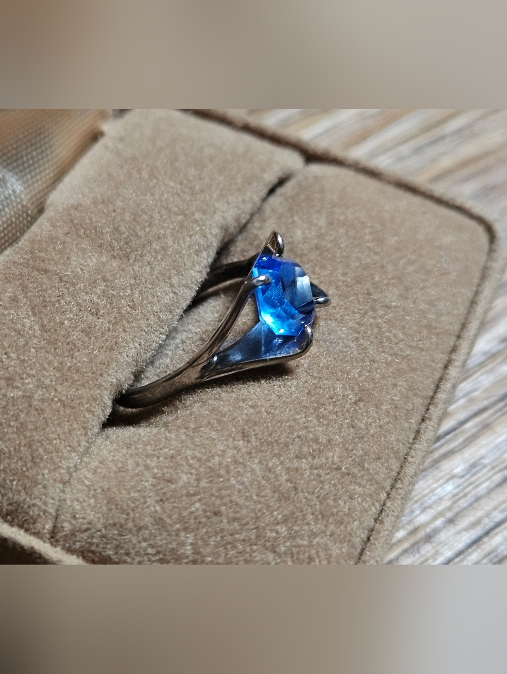 Vintage Joseph Esposito Sterling ESPO Ring with Blue Gemstone Size 6 - Picture 2 of 5